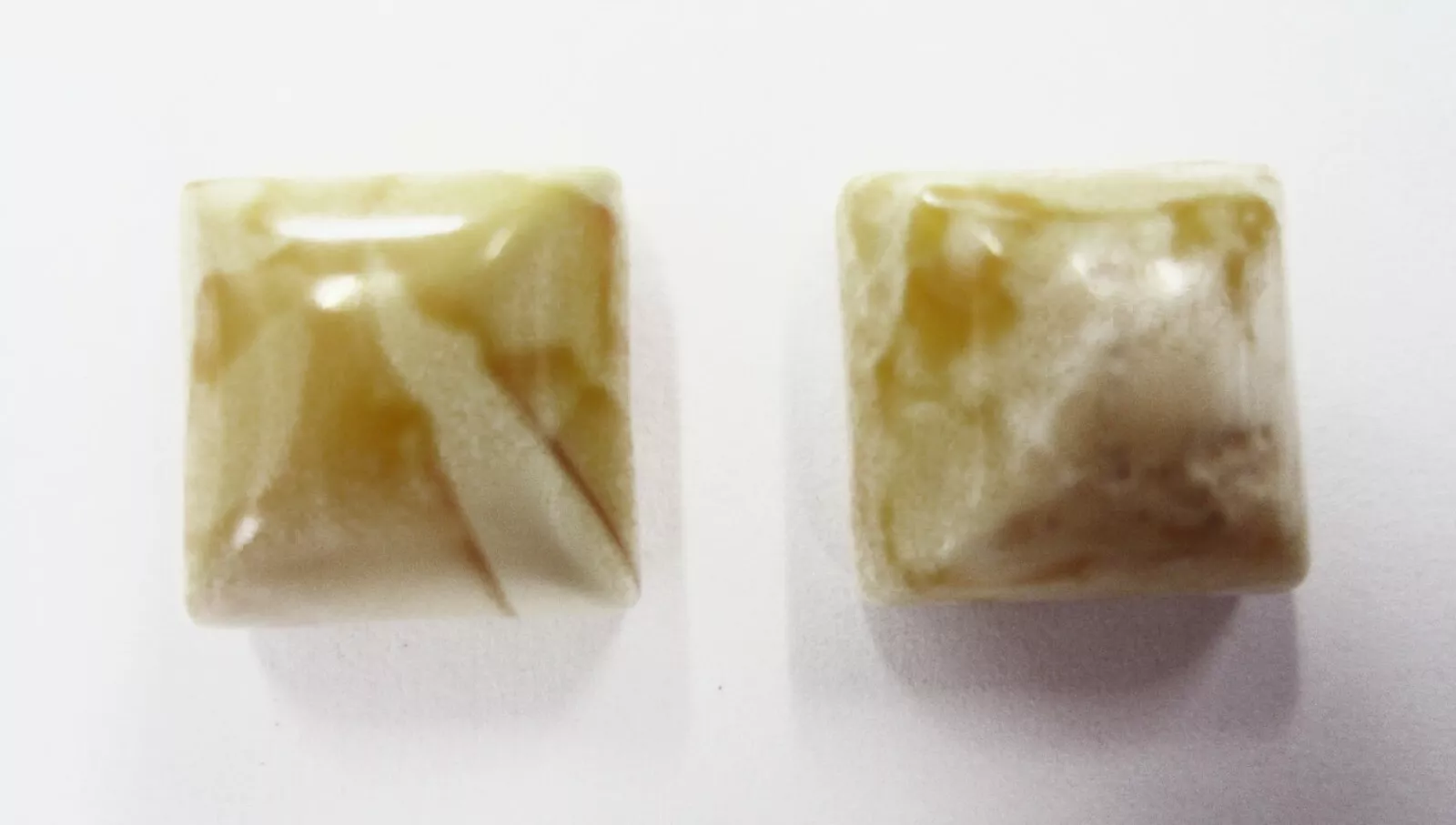 2pcs 10mm Natural Butterscotch Amber Square Calibrated Cabochon Gemstones Cab